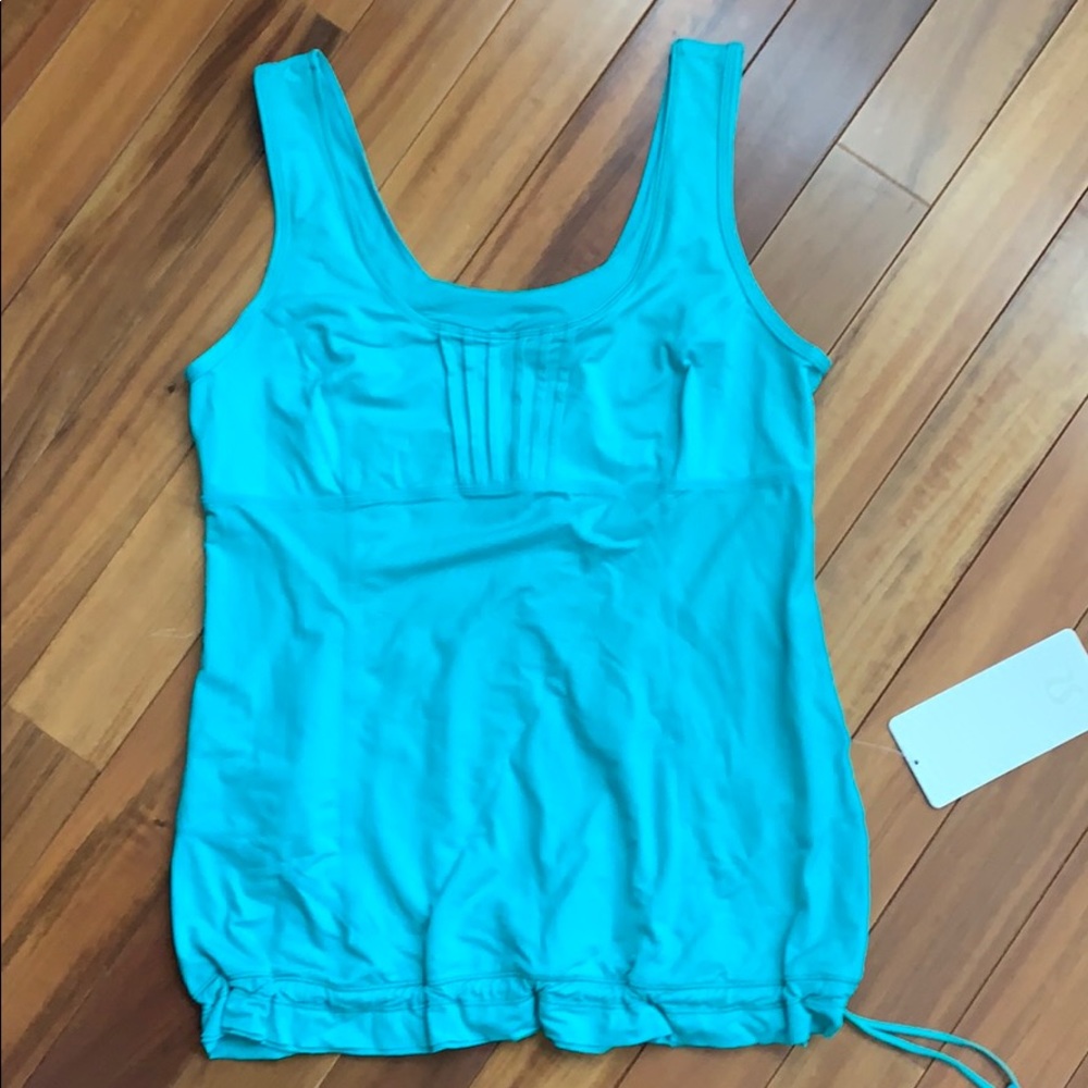 Lululemon Sunrise tank